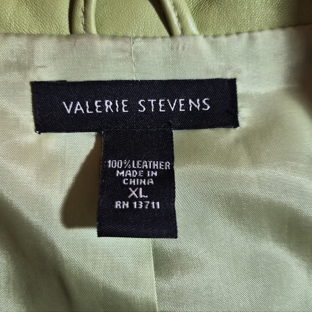 Valerie Stevens 100% Leather Moto Jacket - Pear Green - XL - Picture 2 of 9